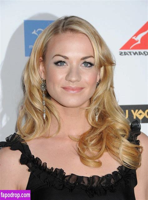 yvonne strahovski butt|2,574 Yvonne Strahovski Photos .